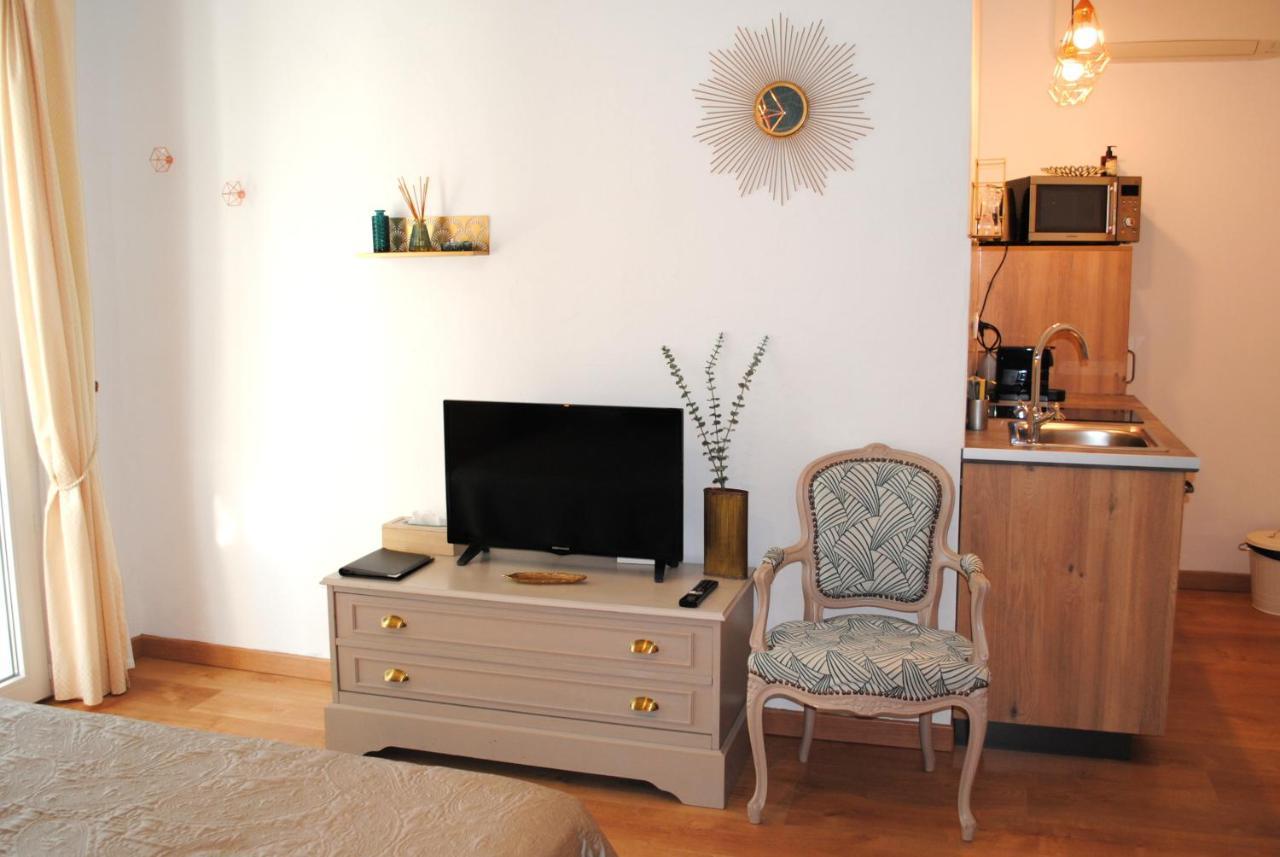 ヴァッケラス Terre De Bacchus Bed & Breakfast エクステリア 写真